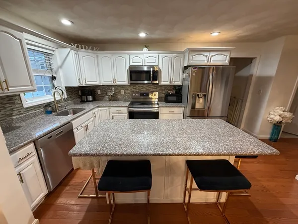 $515,000 | 545 Hampshire Street, Unit 545, Lawrence, MA 01841