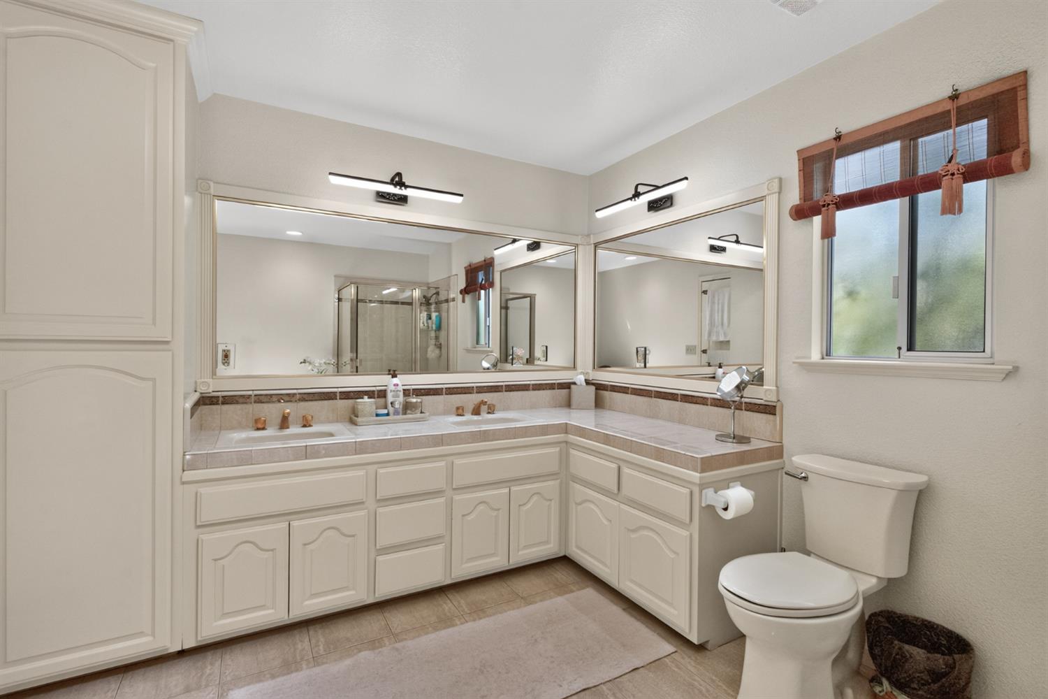 2175 Grove Way Castro Valley, CA 94546 - Photo 17 of 26