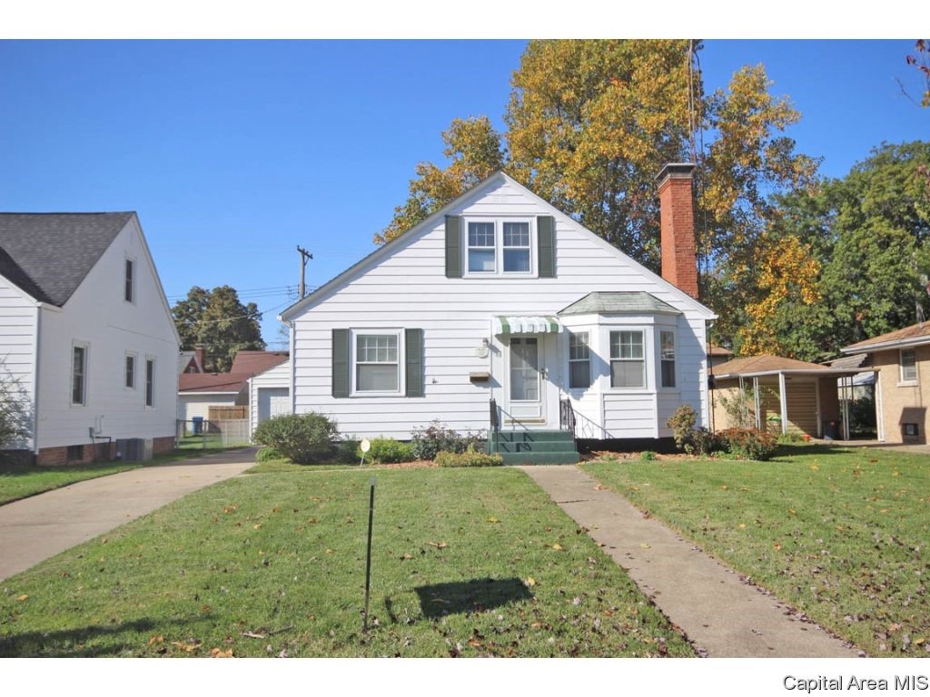 2009 North 6th Street Springfield, IL 62702 - Photo 1 of 30