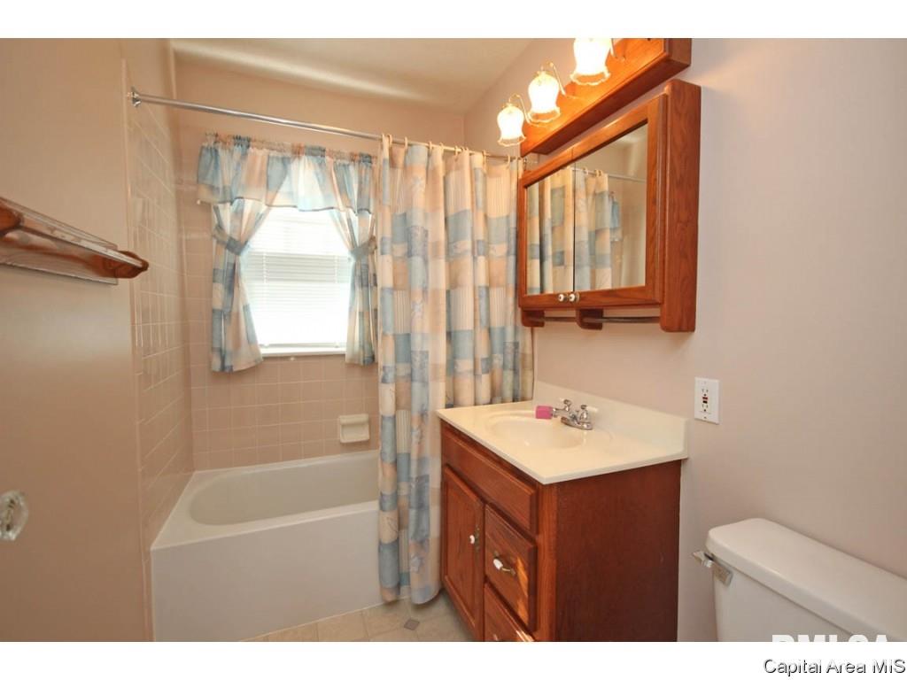2009 North 6th Street Springfield, IL 62702 - Photo 23 of 30