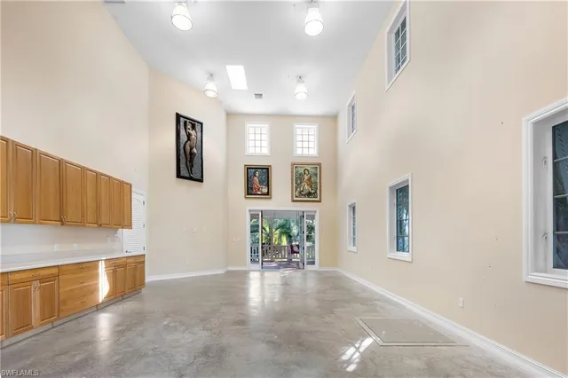 $21,000,000 | 9300 Overseas Highway, Marathon, FL 33050