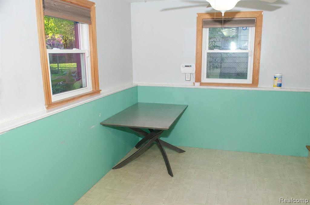 23135 Rausch Avenue Eastpointe, MI 48021 - Photo 18 of 24 Gallery Image 18