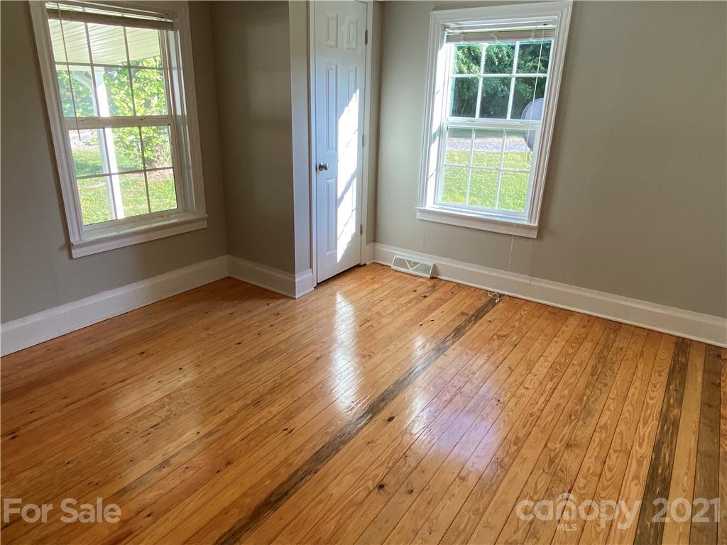 1988 Lincoln Road York, SC 29745 - Photo 11 of 28 Gallery Image 11