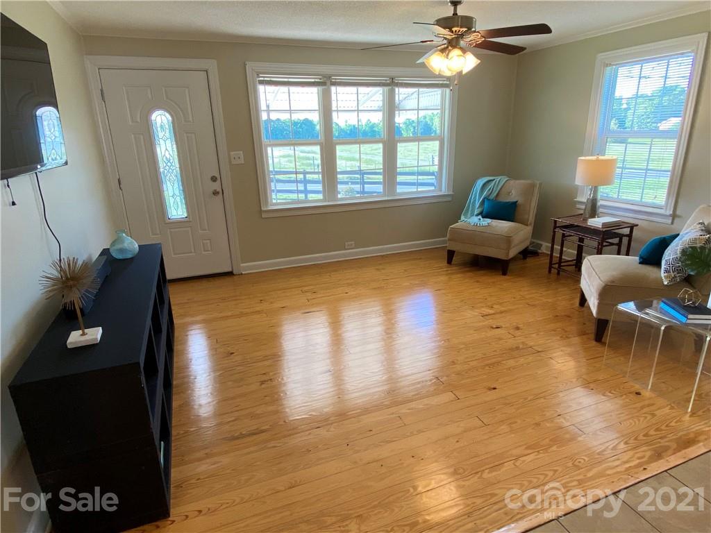 1988 Lincoln Road York, SC 29745 - Photo 5 of 28 Gallery Image 5