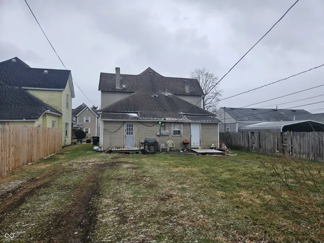 $125,000 | 1624 South J Street, Elwood, IN 46036