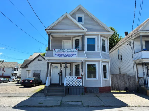 $1,500 | 803 Craig Street, Schenectady, NY 12307