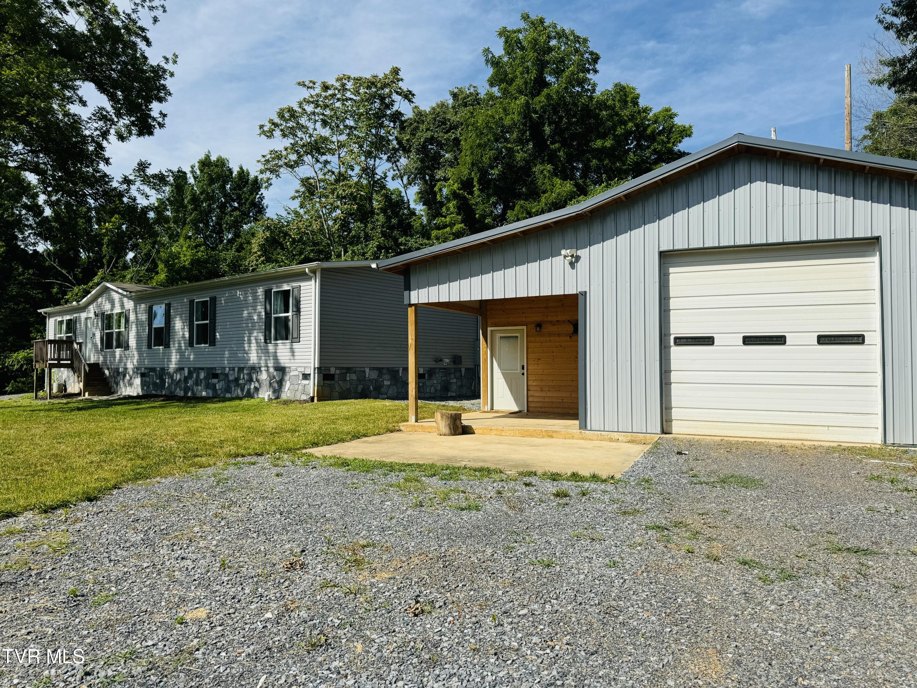 341 Haw Ridge Road Piney Flats, TN 37686 - Photo 2 of 68 IMG_1357
