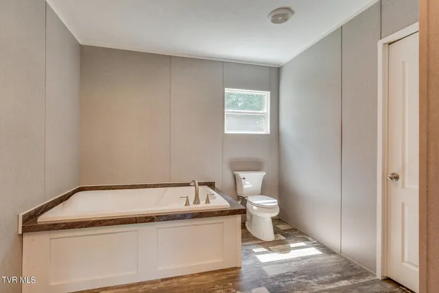 $1,049,000 | 341 Haw Ridge Road, Piney Flats, TN 37686