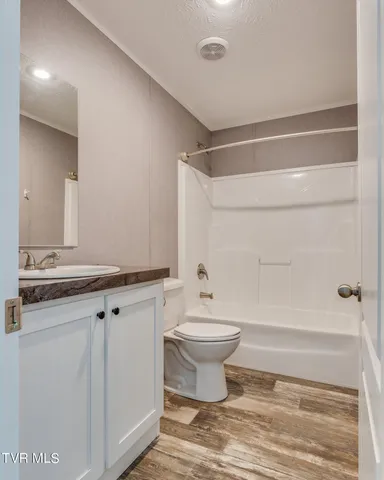 $1,049,000 | 341 Haw Ridge Road, Piney Flats, TN 37686