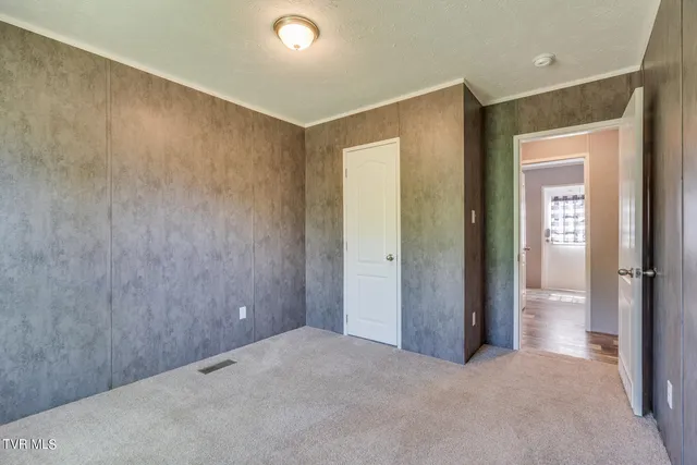 $1,049,000 | 341 Haw Ridge Road, Piney Flats, TN 37686