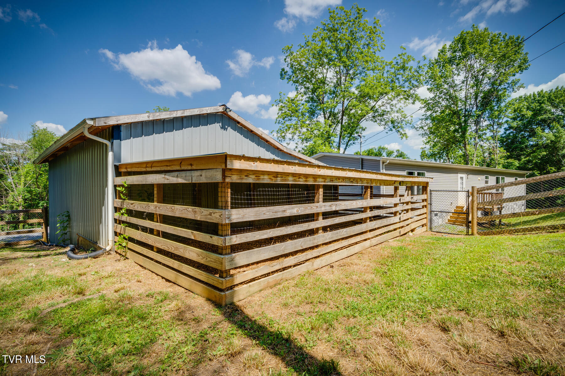 341 Haw Ridge Road Piney Flats, TN 37686 - Photo 52 of 68 045