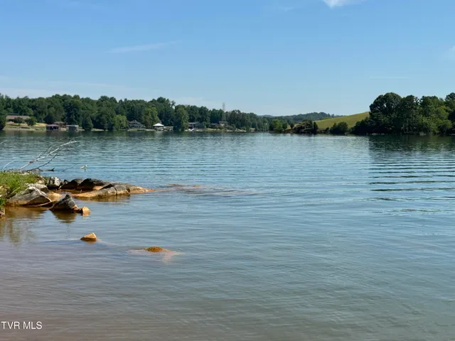 $1,049,000 | 341 Haw Ridge Road, Piney Flats, TN 37686