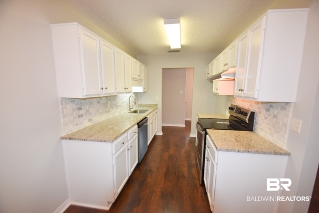 750 Copperfield Drive East Mobile, AL 36608 - Photo 5 of 16