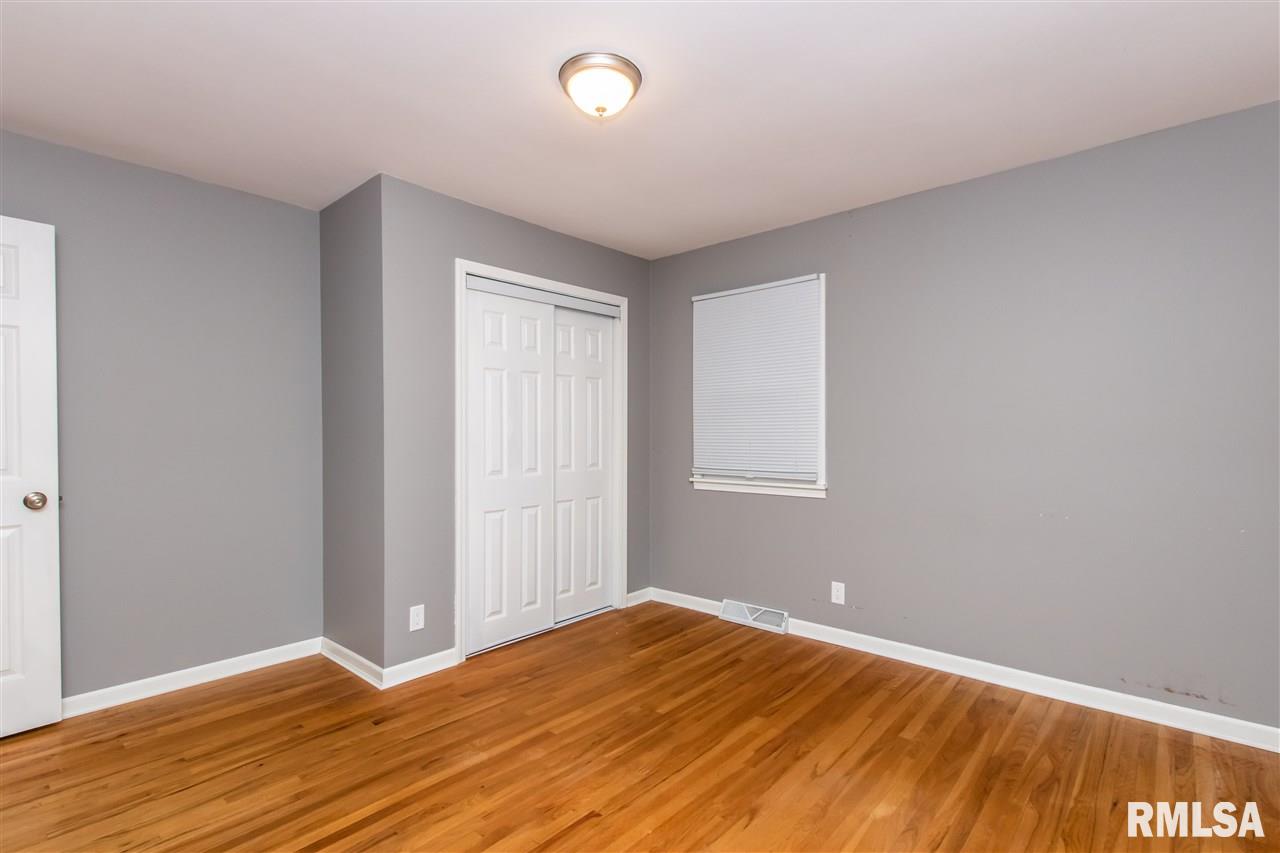 9338 North Pine Tree Road Peoria, IL 61615 - Photo 21 of 34