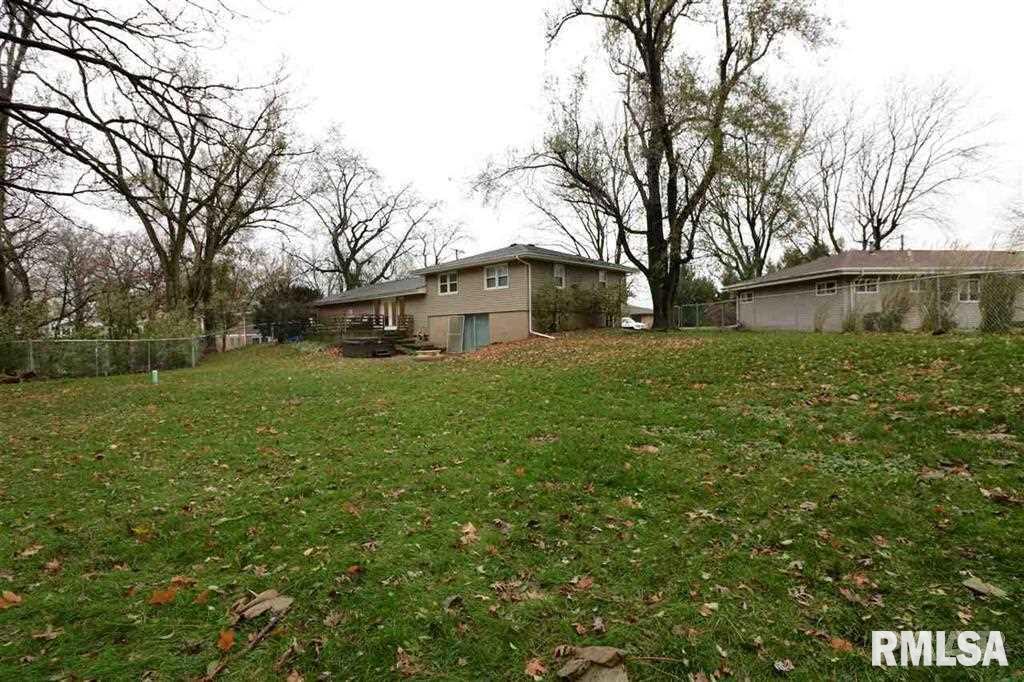 9338 North Pine Tree Road Peoria, IL 61615 - Photo 30 of 34
