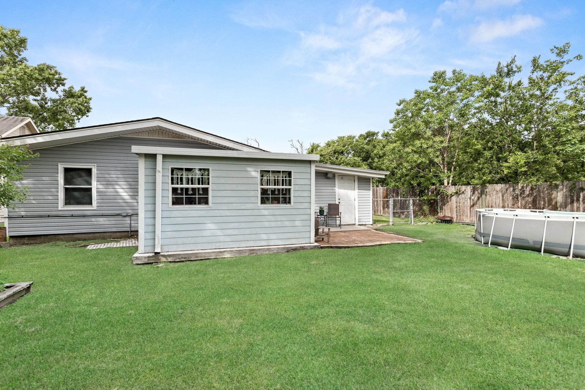 3002 Ruby Drive Groves, TX 77619 - Photo 27 of 30