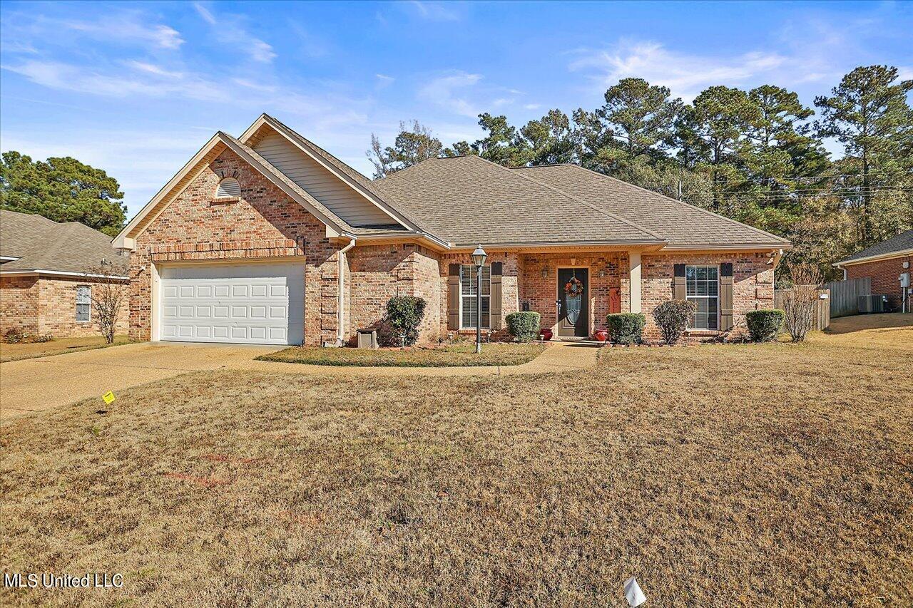 112 Raulston Drive Byram, MS 39272 - Photo 1 of 39 01-112 Raulston Dr