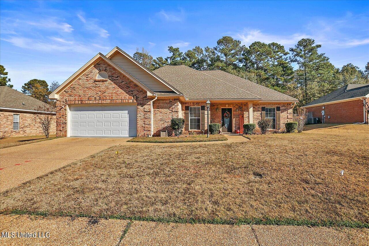 112 Raulston Drive Byram, MS 39272 - Photo 2 of 39 02-112 Raulston Dr