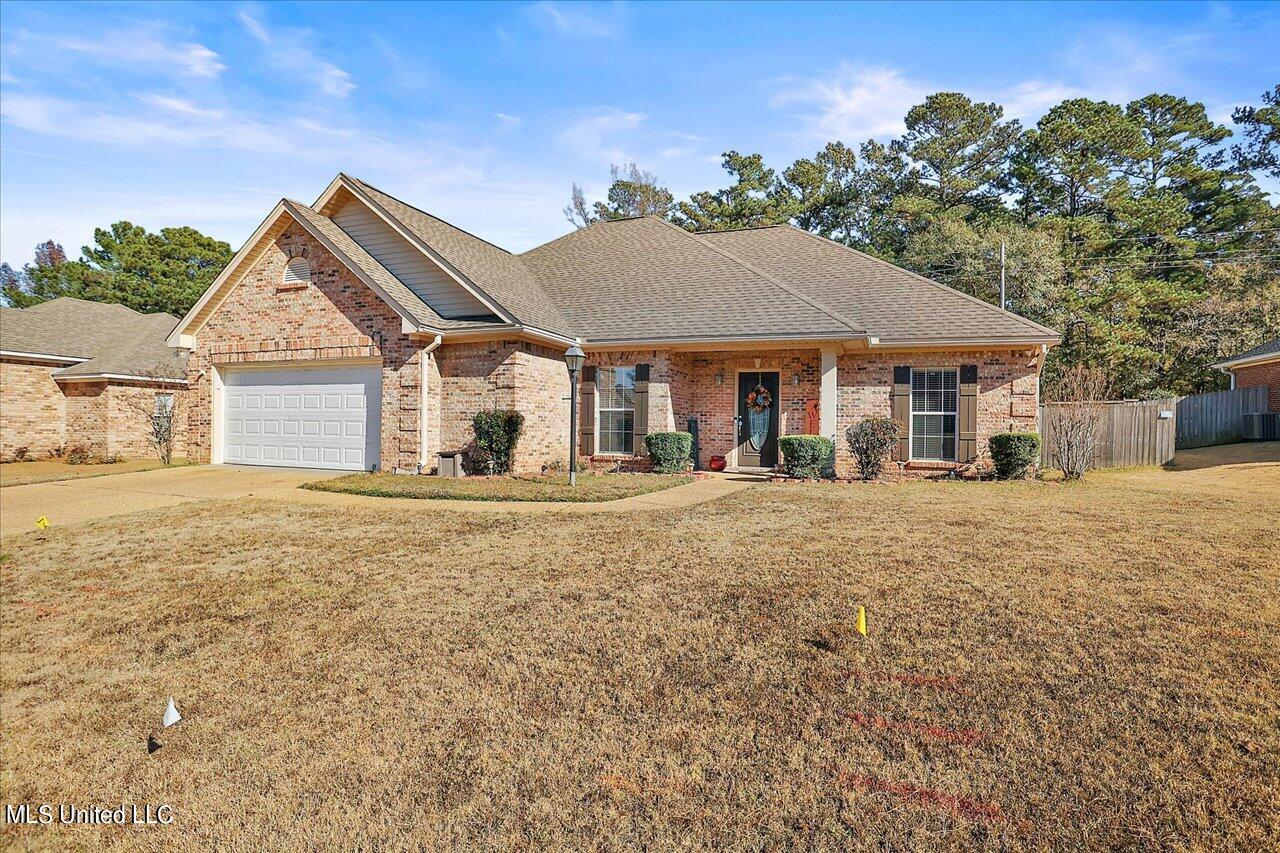 112 Raulston Drive Byram, MS 39272 - Photo 4 of 39 04-112 Raulston Dr
