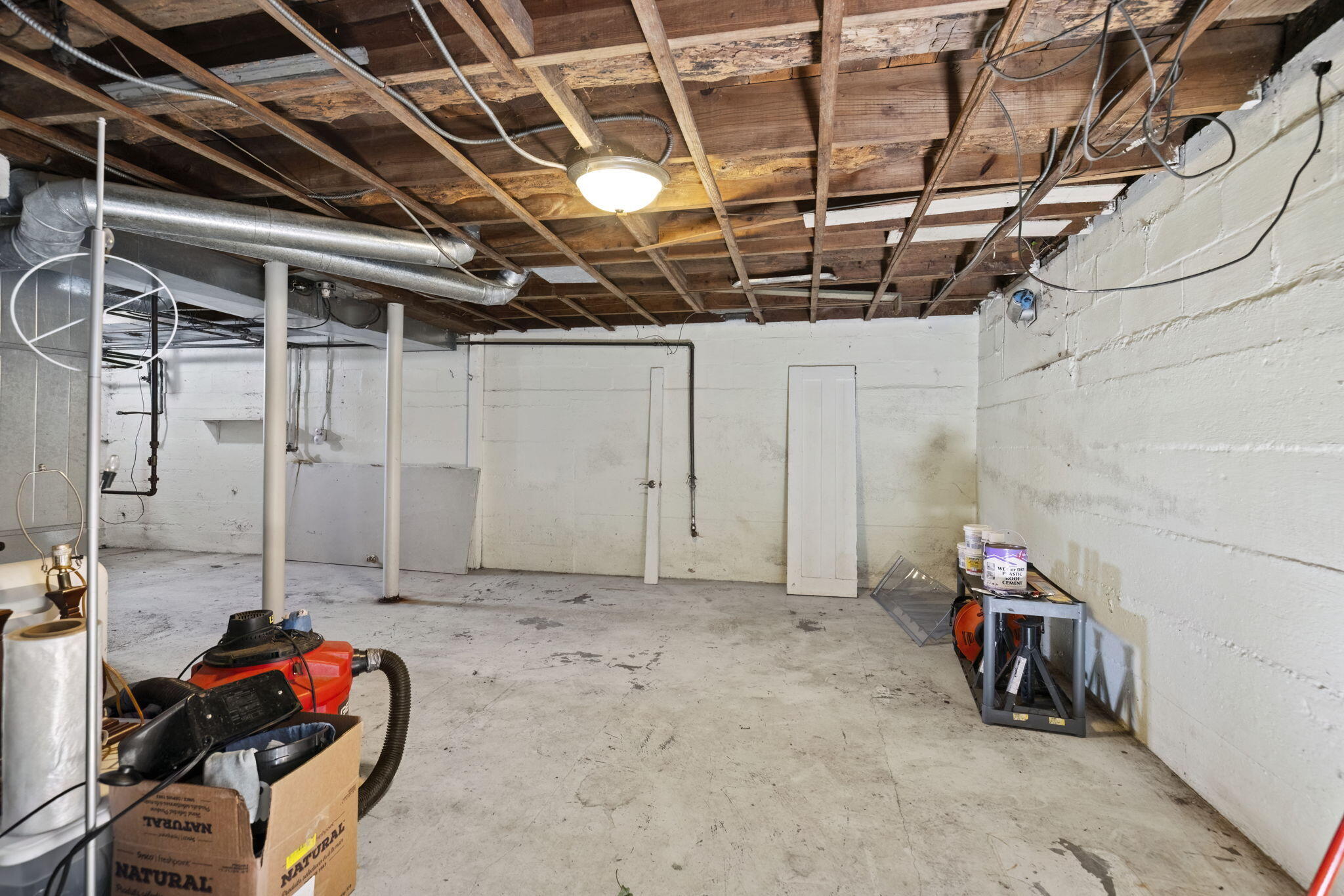 718 Regent Street Niles, MI 49120 - Photo 17 of 20 17-web-or-mls-AH6A2785DN