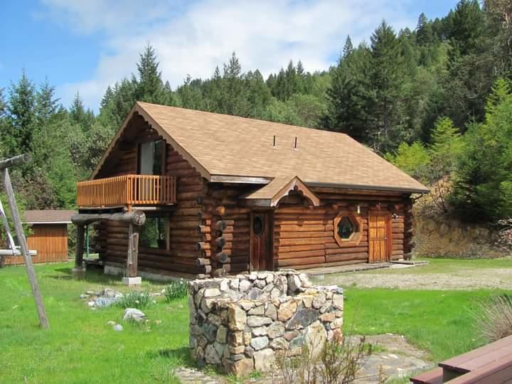 150 Rattlesnake Road Glendale, OR 97442 - Photo 31 of 67 facebook_1627773358136_68273763071233075