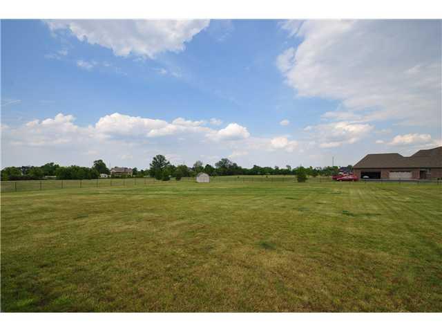 7805 Knapp Road Indianapolis, IN 46259 - Photo 18 of 20 Gallery Image 18