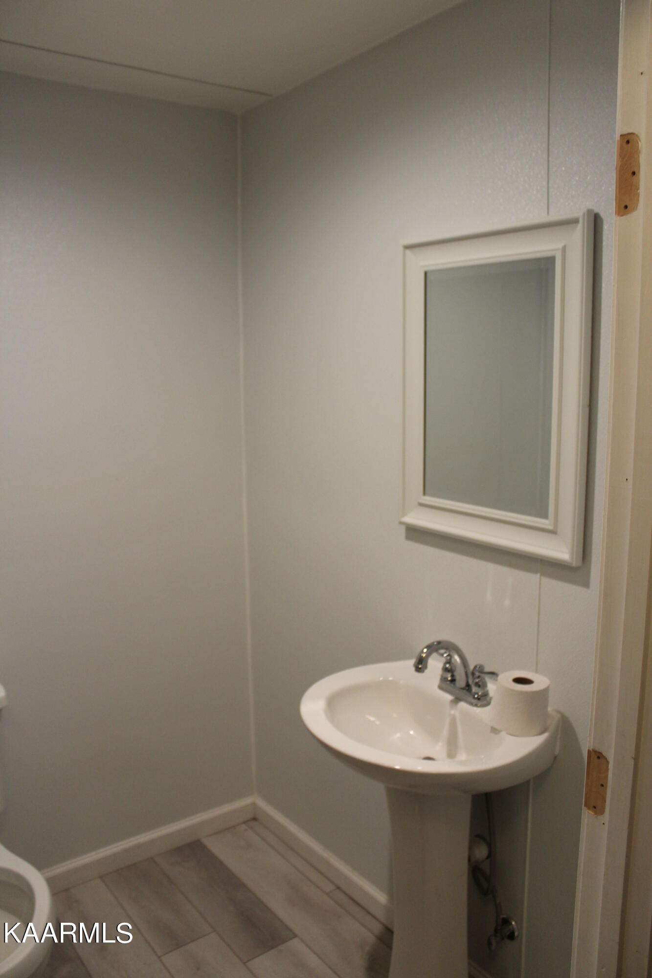 2212 Country Club Road Jamestown, TN 38556 - Photo 12 of 26 048