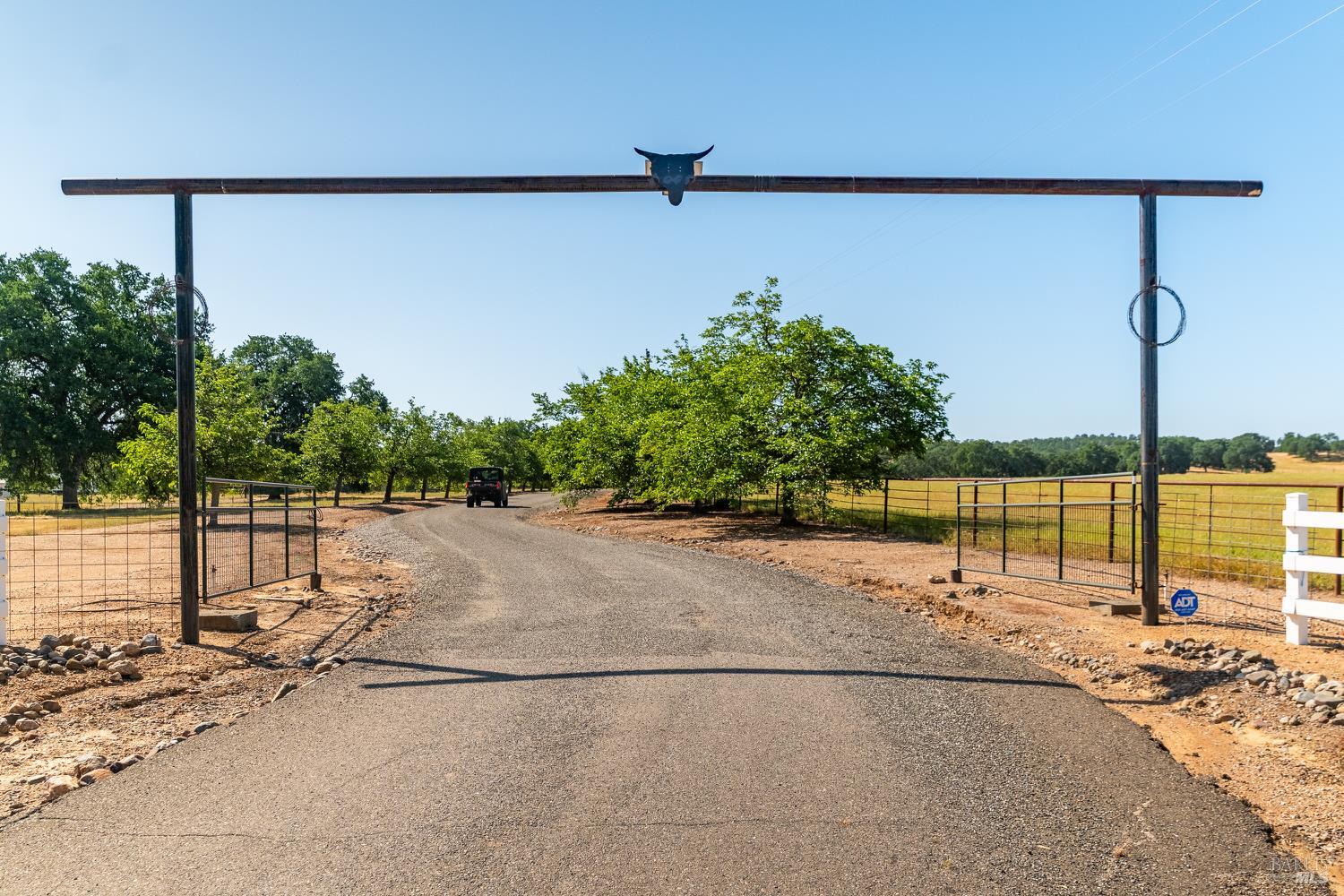 18045 Red Bank Road Red Bluff, CA 96080 - Photo 2 of 24