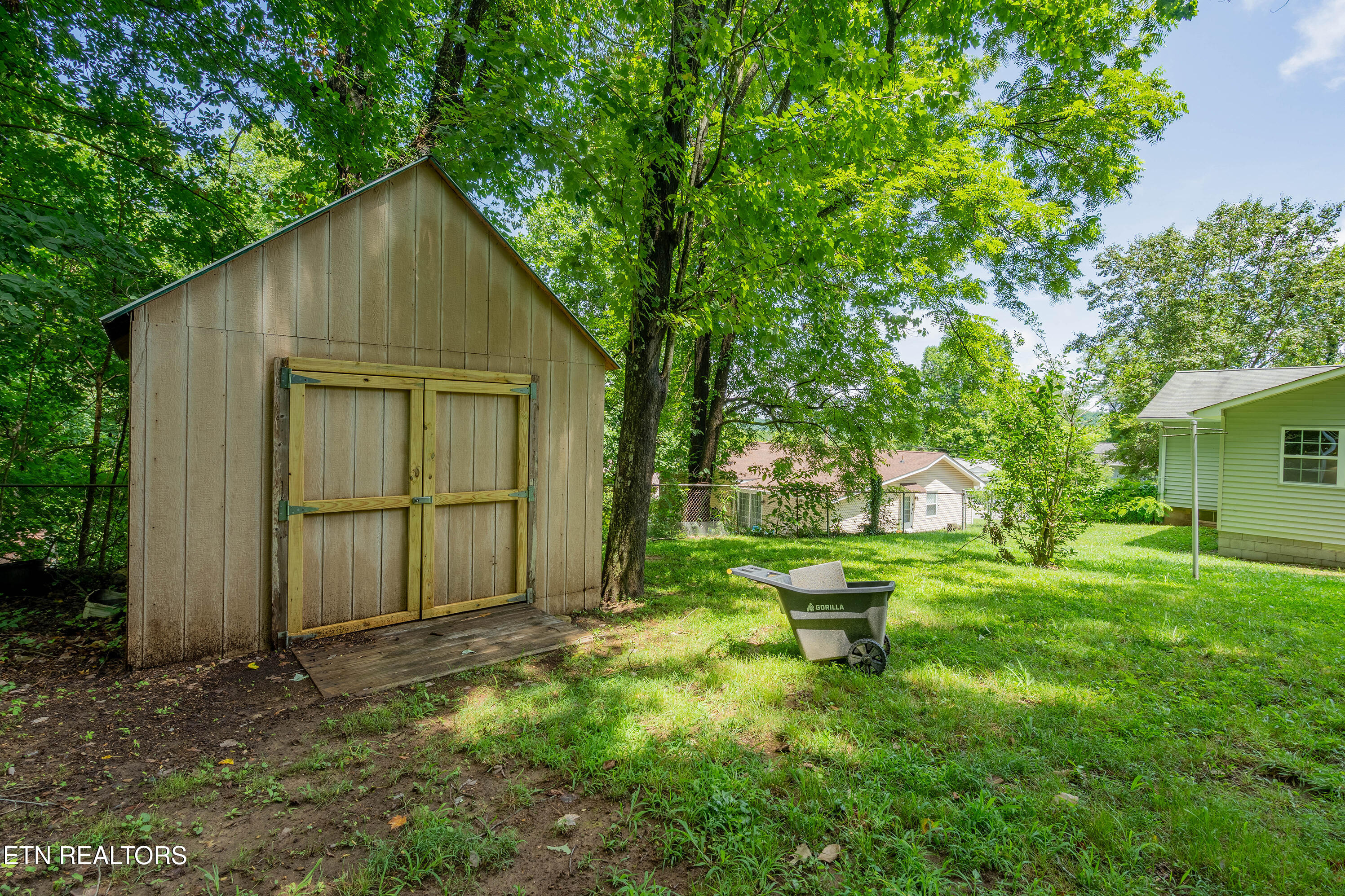 116 Amherst Lane Oak Ridge, TN 37830 - Photo 27 of 29 A7300712-HDR