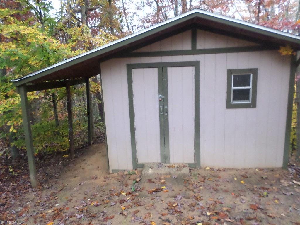 232 Freeman Ridge Trail Pilot Mountain, NC 27041 - Photo 15 of 15 Gallery Image 15