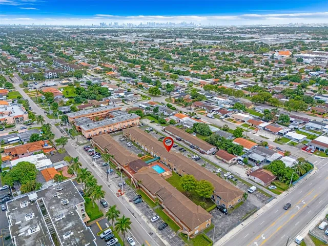 $1,800 | 1154 West 35th Street, Unit 224, Hialeah, FL 33012
