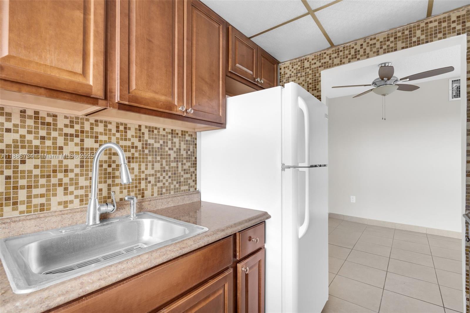 1154 West 35th Street, Unit 224 Hialeah, FL 33012 - Photo 10 of 29