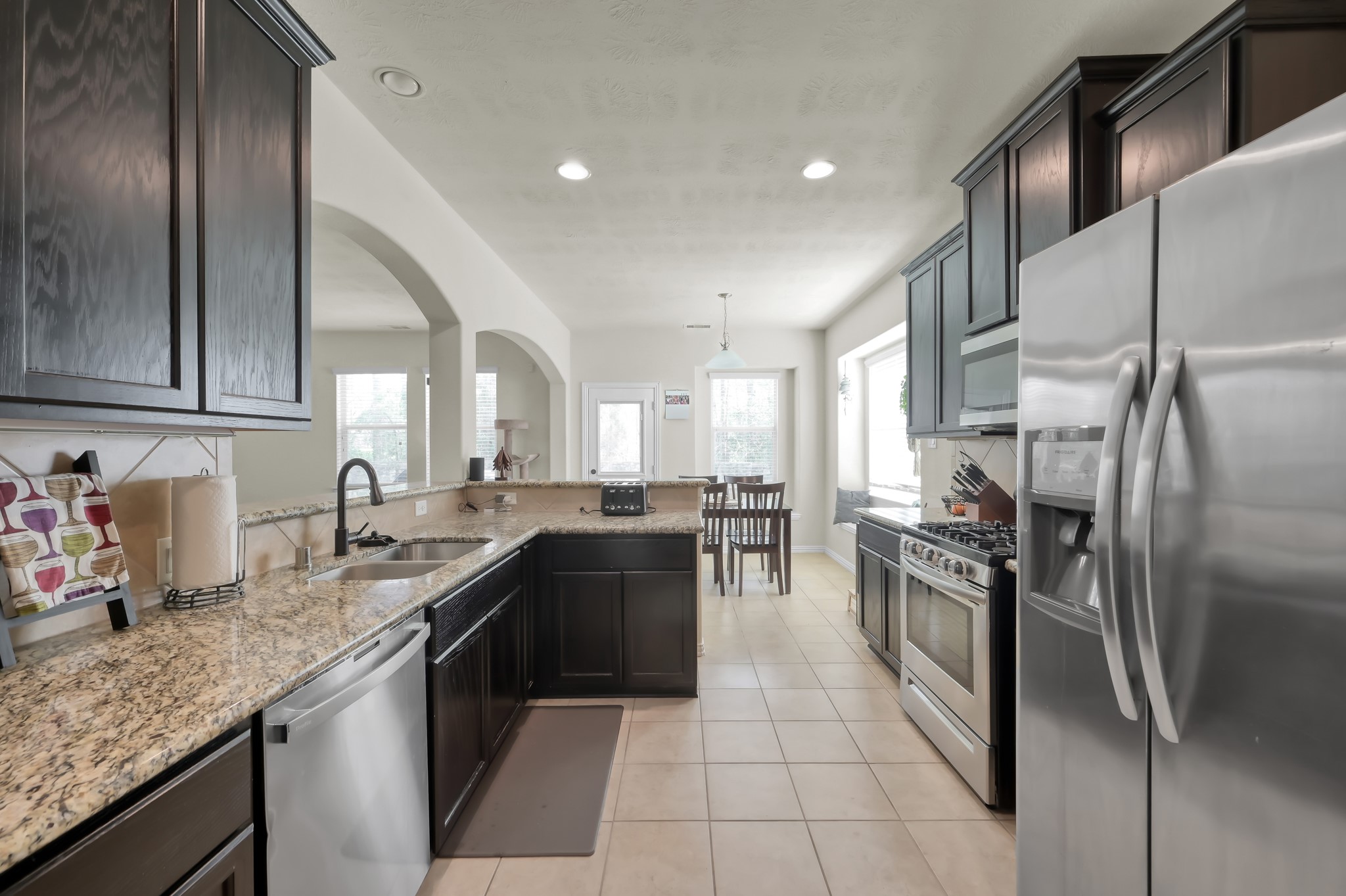 84 Palos Verde Conroe, TX 77304 - Photo 20 of 39