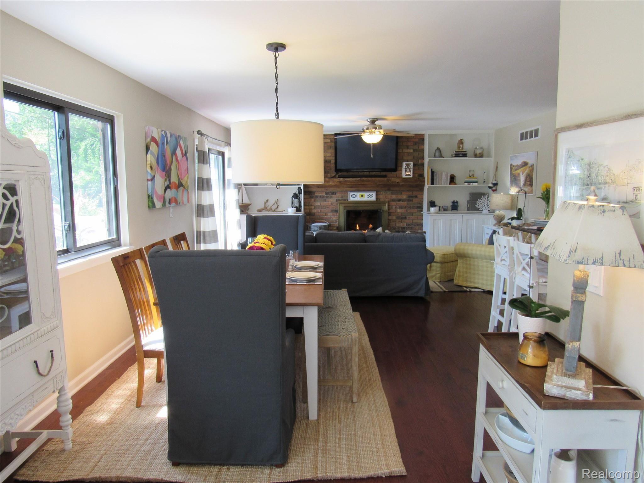 36228 Smithfield Road Farmington, MI 48335 - Photo 17 of 67 IMG_1088.JPG