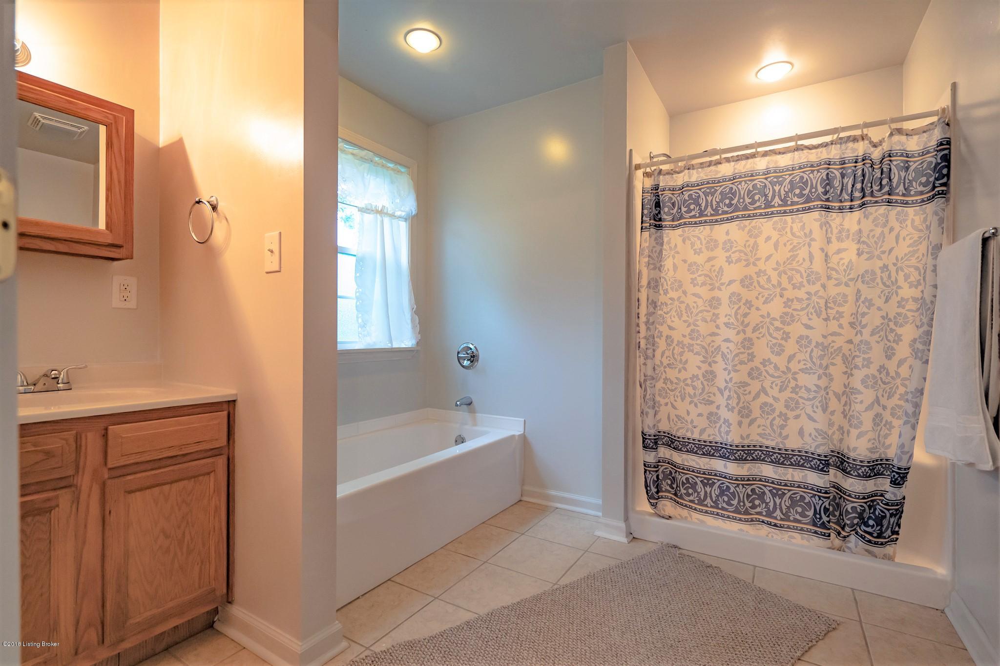 576 Graefenburg Road Waddy, KY 40076 - Photo 16 of 21 Full Bath