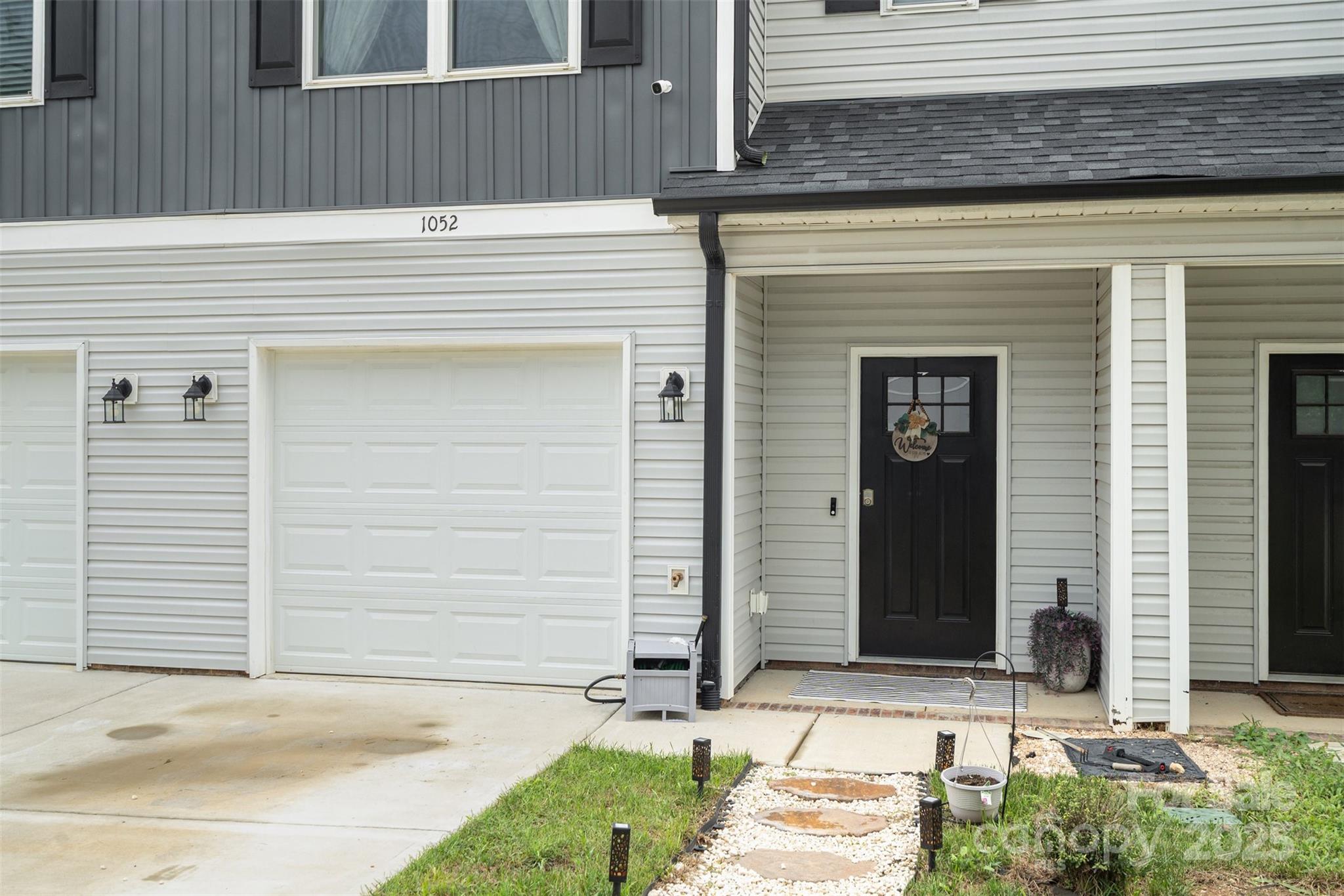 1052 McLain Road Kannapolis, NC 28083 - Photo 5 of 30 a front view of a house