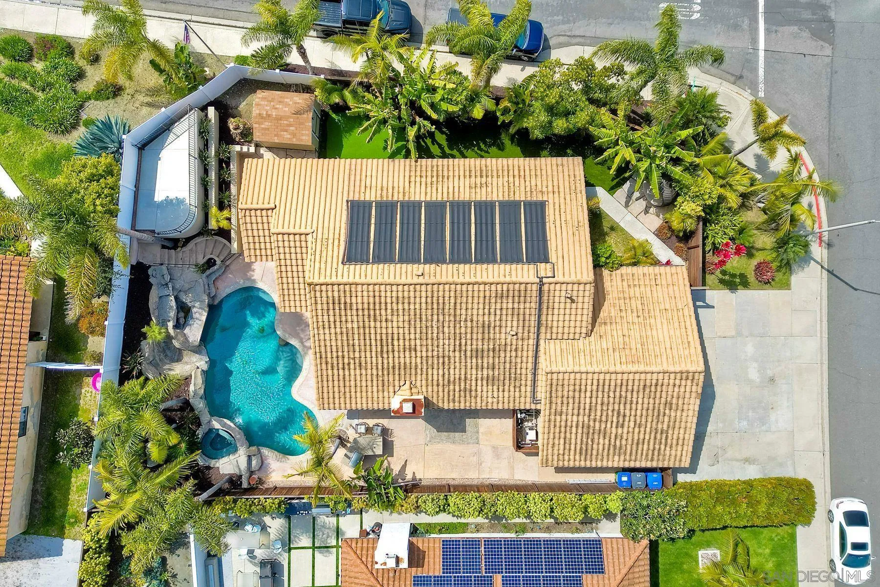 3511 Sitio Baya Carlsbad, CA 92009 - Photo 32 of 42 a view of outdoor space and yard