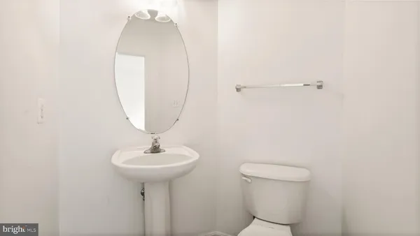 $3,300 | 21753 Ladyslipper Square, Ashburn, VA 20147