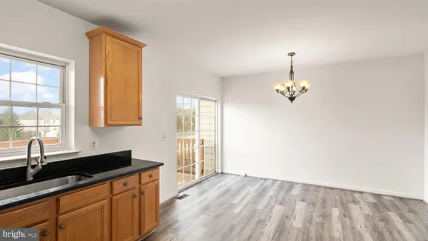 $3,300 | 21753 Ladyslipper Square, Ashburn, VA 20147