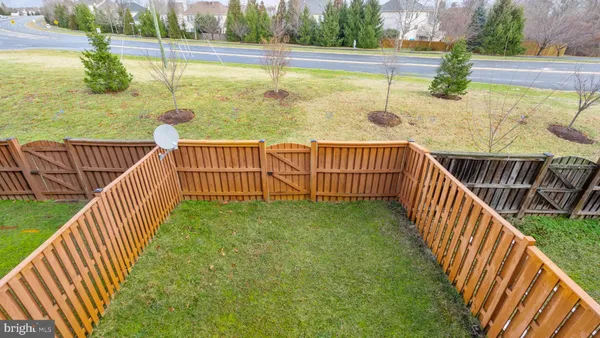 $3,300 | 21753 Ladyslipper Square, Ashburn, VA 20147