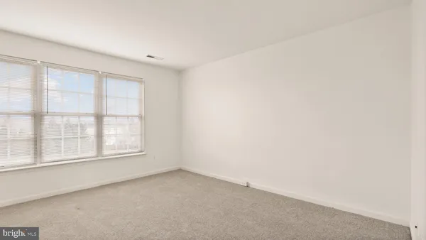 $3,300 | 21753 Ladyslipper Square, Ashburn, VA 20147