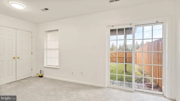 $3,300 | 21753 Ladyslipper Square, Ashburn, VA 20147