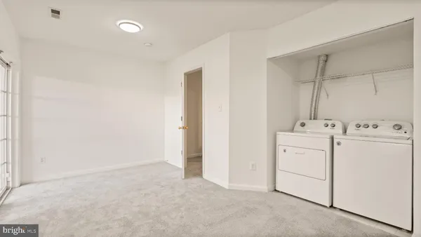 $3,300 | 21753 Ladyslipper Square, Ashburn, VA 20147