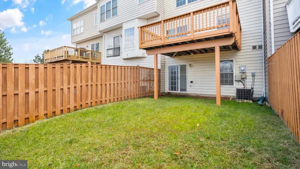 $3,300 | 21753 Ladyslipper Square, Ashburn, VA 20147