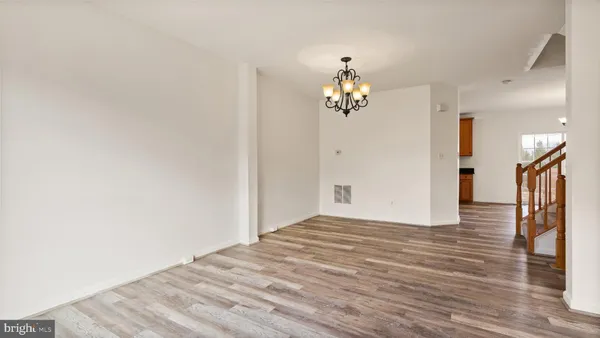 $3,300 | 21753 Ladyslipper Square, Ashburn, VA 20147