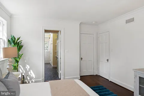 $1,359,000 | 4518 Western Avenue, Bethesda, MD 20816