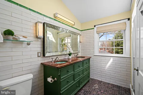 $1,359,000 | 4518 Western Avenue, Bethesda, MD 20816