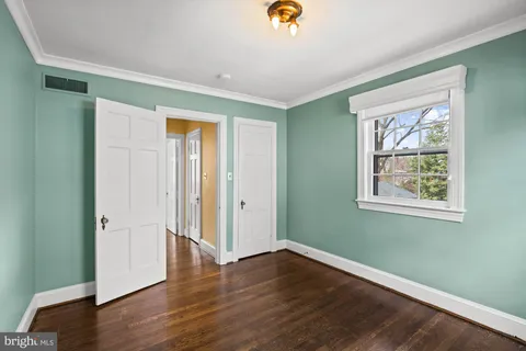 $1,359,000 | 4518 Western Avenue, Bethesda, MD 20816