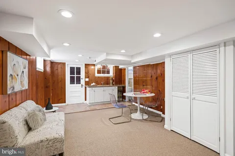 $1,359,000 | 4518 Western Avenue, Bethesda, MD 20816