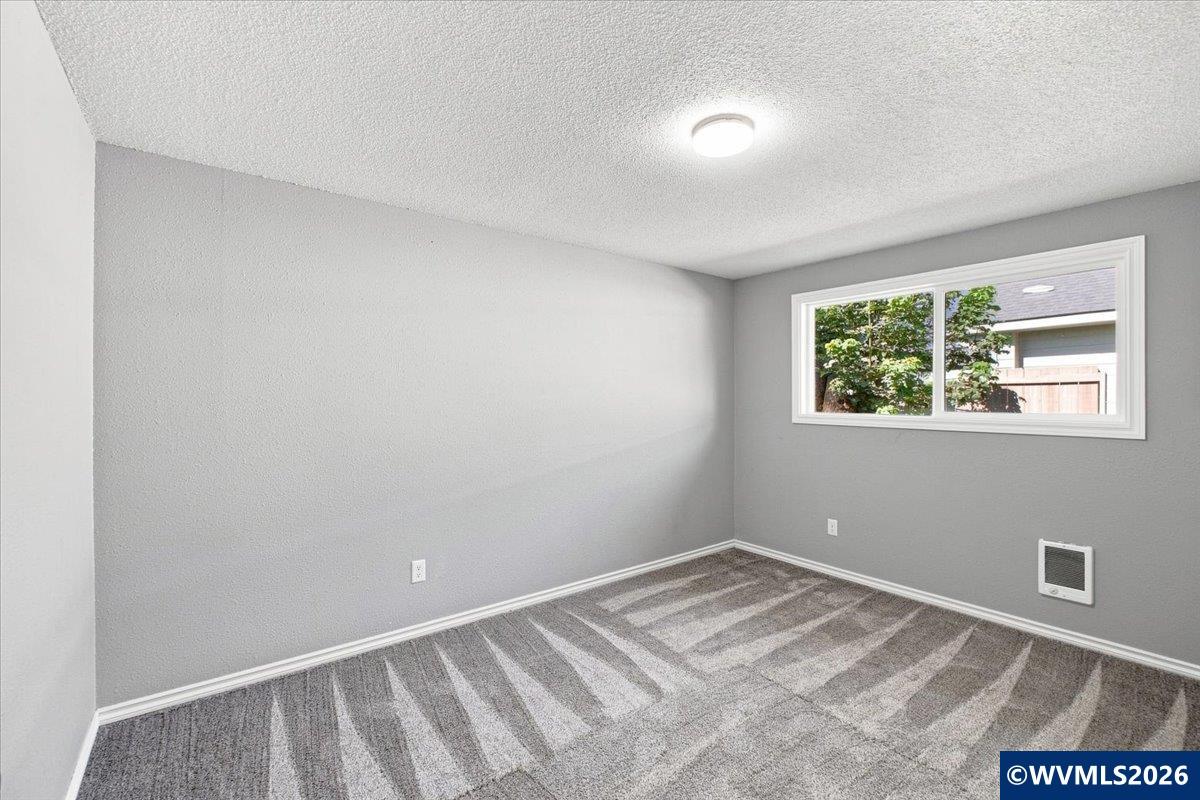 261 Southeast Dimick Street Dallas, OR 97338 - Photo 29 of 43 Gallery Image 29